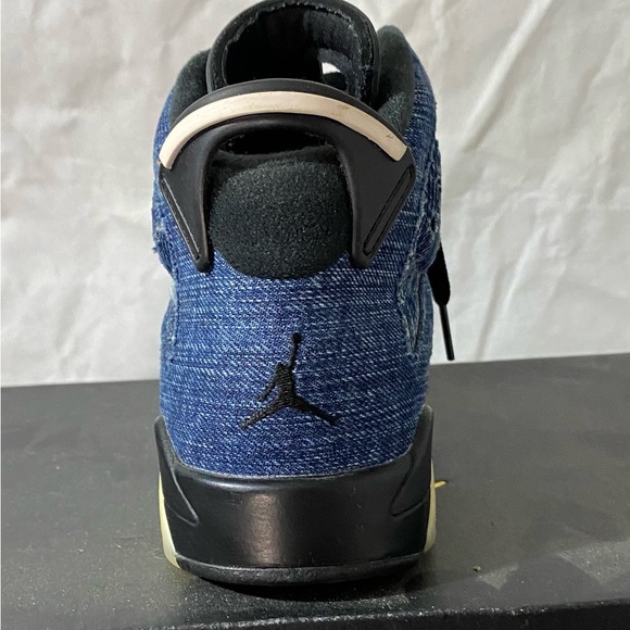 Jordan 6 EUC - Picture 4 of 5